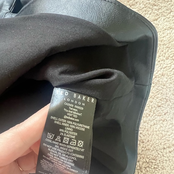 Ted baker Faux Leather skirt - Picture 4 of 6